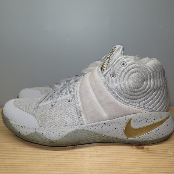 kyrie 2 battle grey